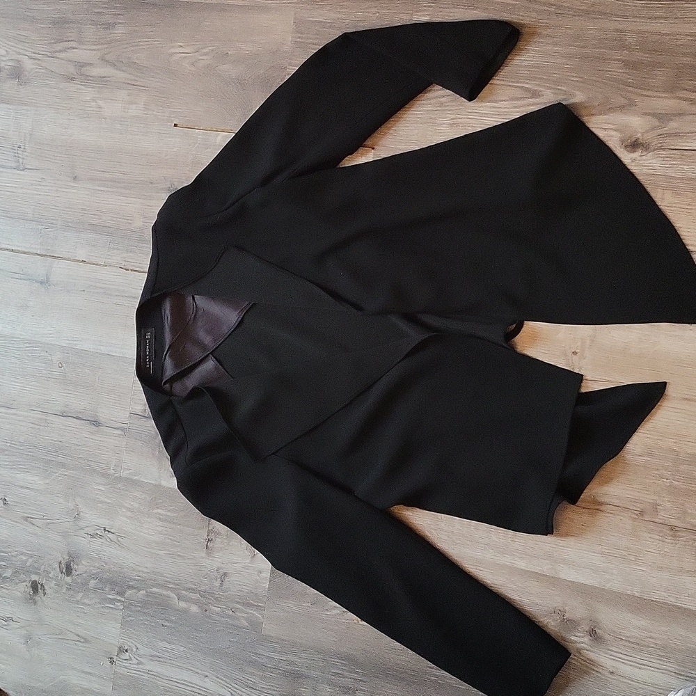 Zara l Size XL l black l loose blazer l asymmetrical l great capsule peice
